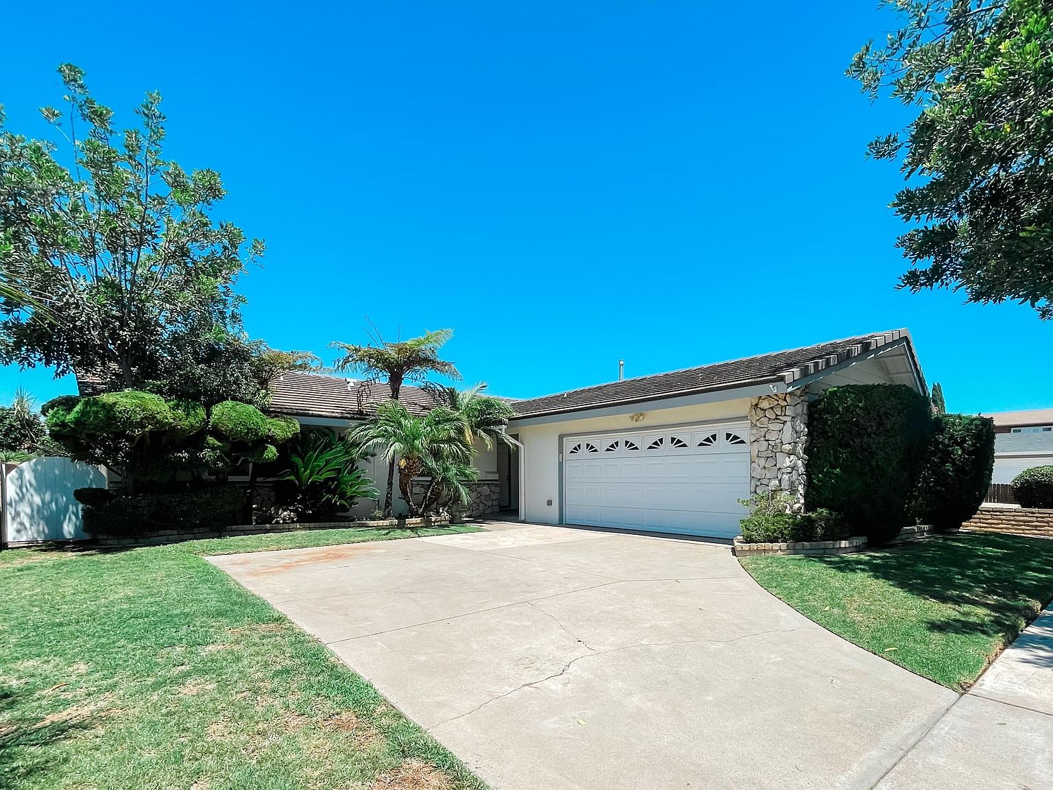 4657 Hazelnut Ave, Seal Beach, CA 90740 Zillow