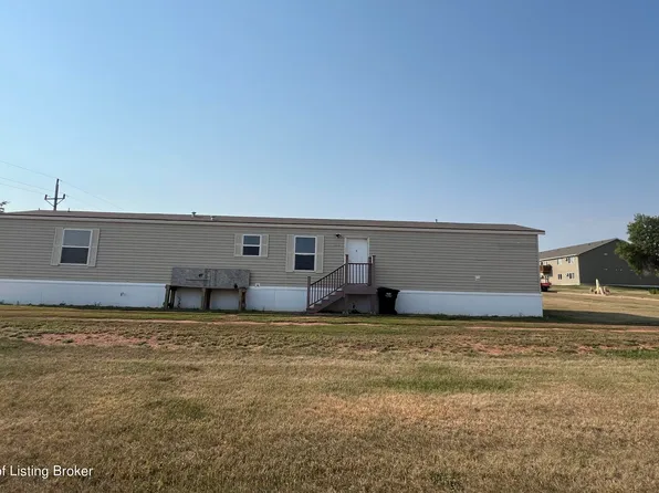 202 2nd Ave SE, Belfield, ND 58622