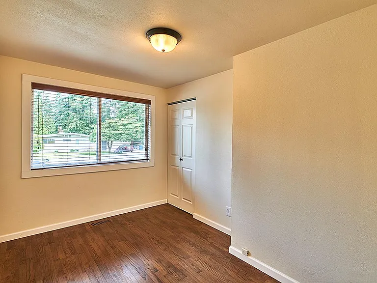 3823 145th Ave SE — Photo 10