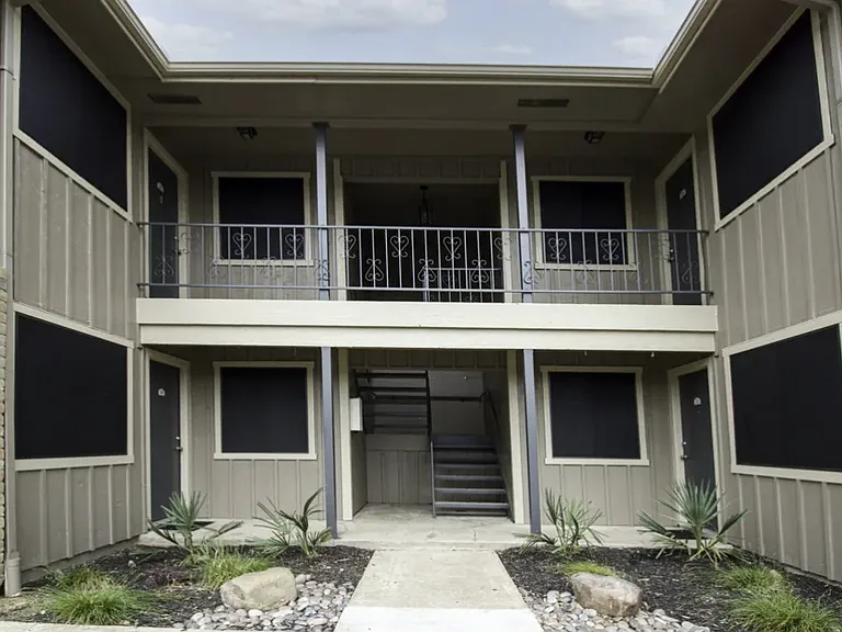 Franciscan Apartment Homes — Photo 1