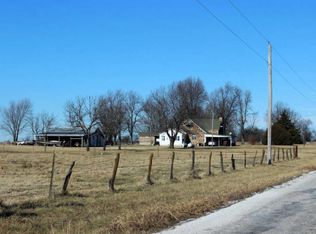 5078 Nighthawk Rd, Diamond, MO 64840