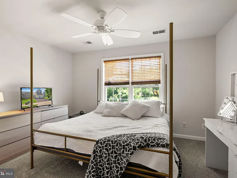 6050 Smooth Stone Pl — Photo 42