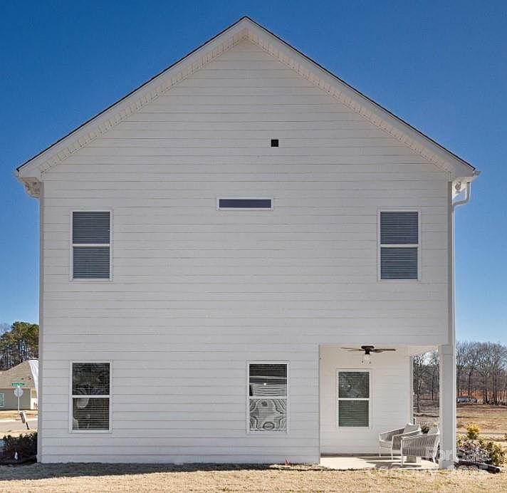 2nd image of 2174 Catawba Trace Dr