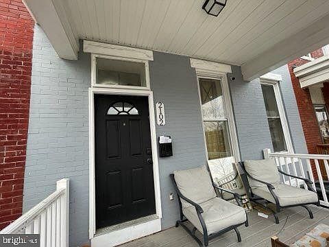 4th image of 2102 Poplar Grove St