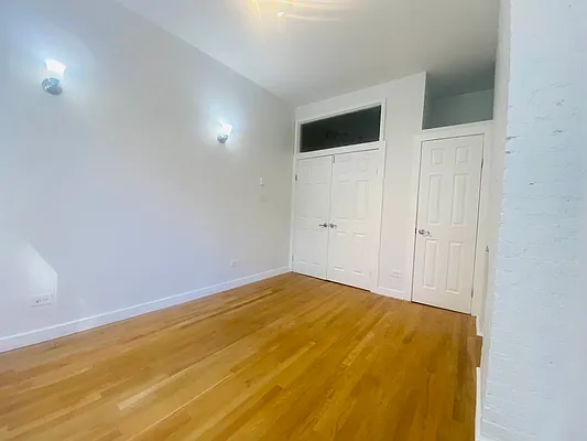 Rented by Compass | media 6