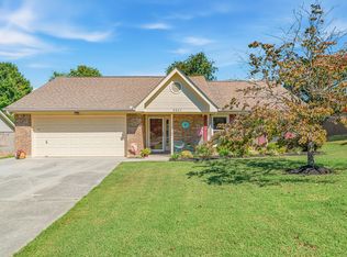 8805 Mill Run Dr, Knoxville, TN 37922