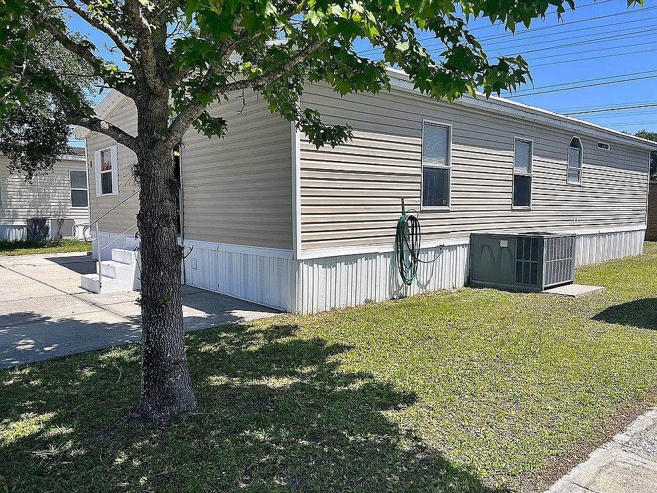 1st image of 2100 Pleasant Hill Ln