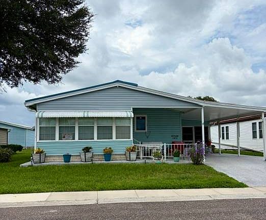2nd image of 6026 Spring Lake Cir
