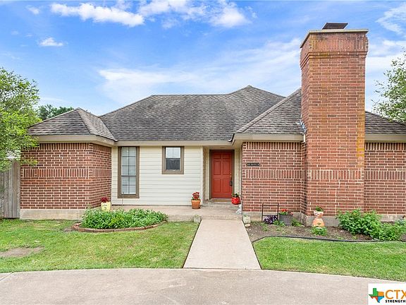 2nd image of 1601 Brazos Ct