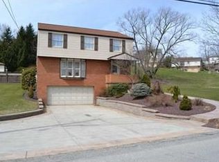 120 Fawn Dr, Clairton, PA 15025