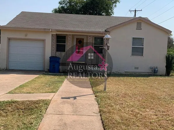 1504 McCaulley St, Sweetwater, TX 79556