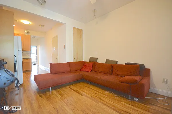 Rented by Citi Habitats | media 15