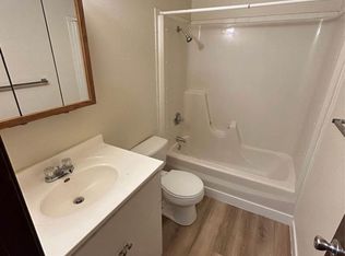 308 S J St #4, Indianola, IA 50125