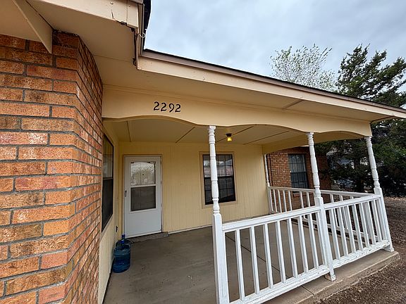 3rd image of 2292 Lema Rd SE