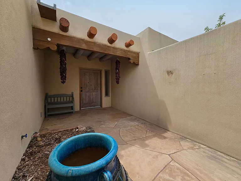 4 Inez Ct — Photo 31
