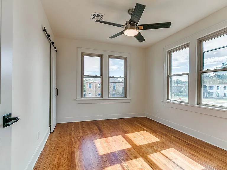 1805 N Gatewood Ave — Photo 21
