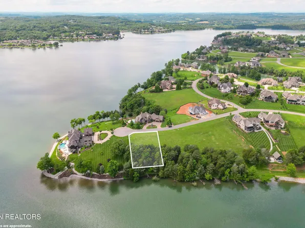 1263 Zepher Dr, Lenoir City, TN 37772