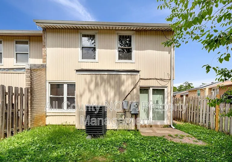 9995 Campus Way S #126 — Photo 32