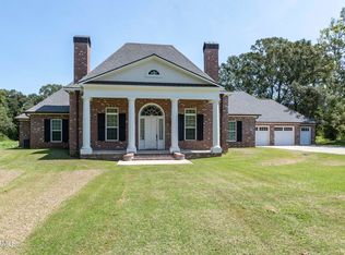 694 Beverly Rd, Opelousas, LA 70570