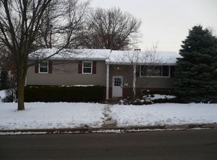 1013 W Teton Dr, Peoria, IL