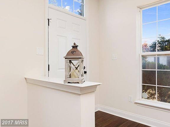 4th image of 8618 Sycamore Glen Ln