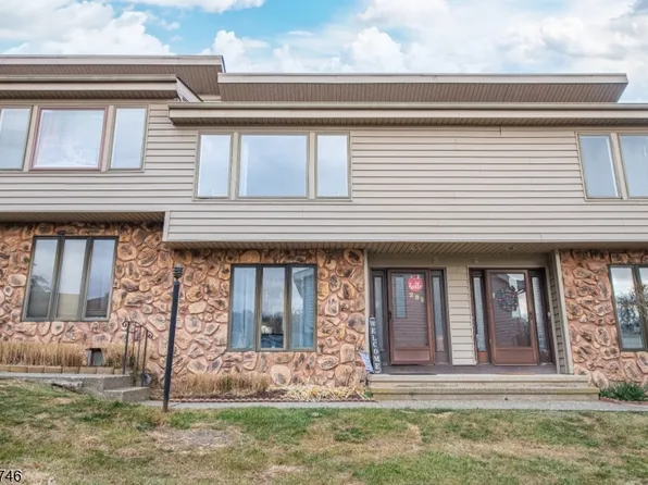 282 Cheyenne Rd, Andover Twp., NJ 07848