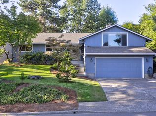 2121 SW Marigold St, Portland, OR 97219