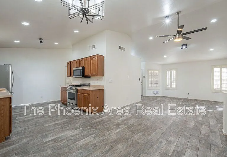 1125 W Macaw Dr — Photo 12