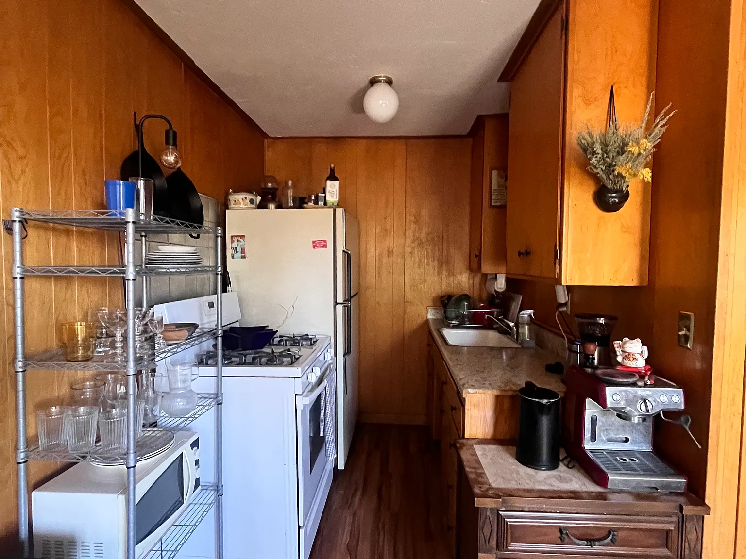Studio, 350 sqft, $1,200 — Photo 4