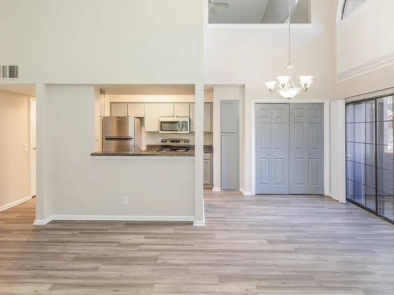 Winridge Apartments and Townhomes — Photo 18