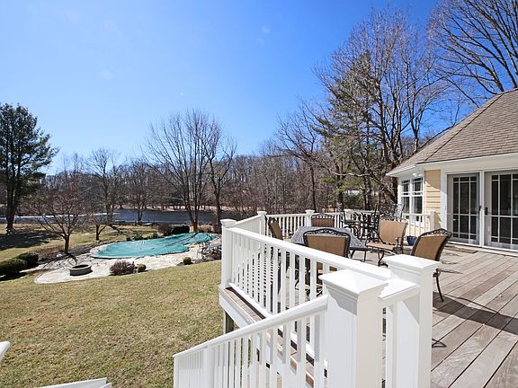 106 Picketts Ridge Road