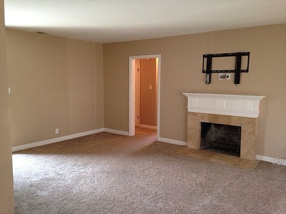 4th image of 3454 Fanwood Ave