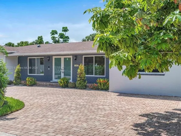 21060 NE 18th Ct, Miami, FL 33179