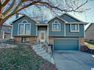 6623 S 91st Ave, Omaha, NE 68127