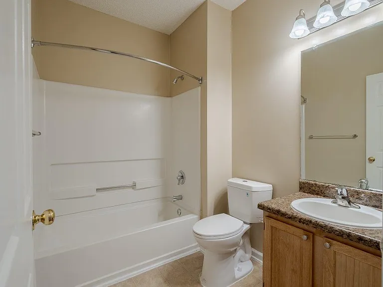 Heather Park Apartment Homes — Photo 7