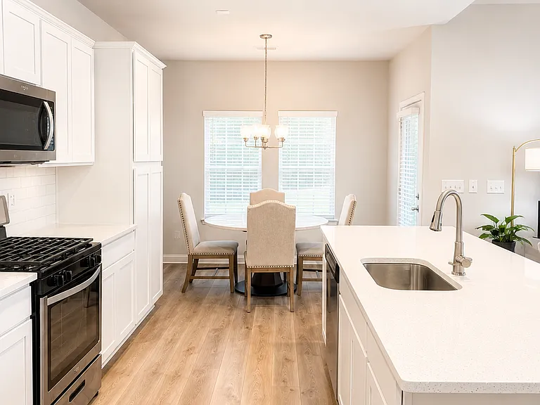 344 Banks Rd — Photo 3