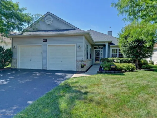 108 San Marco Rd, Monroe Township, NJ 08831