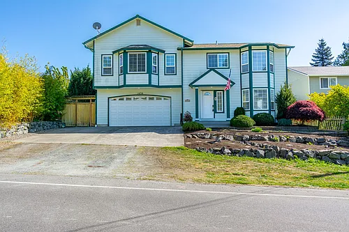 1436 Admirals Dr Photo 1
