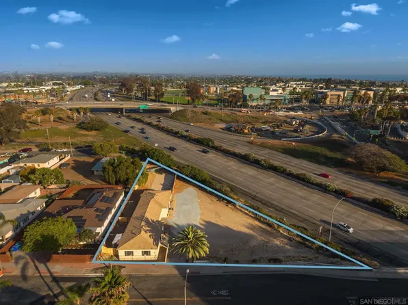 1303-5 Bush St, Oceanside, CA 92058