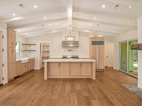 8495 Chili Hill Rd, Newcastle, CA 95658