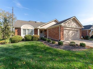 14000 Baywood Villages Dr, Chesterfield, MO 63017