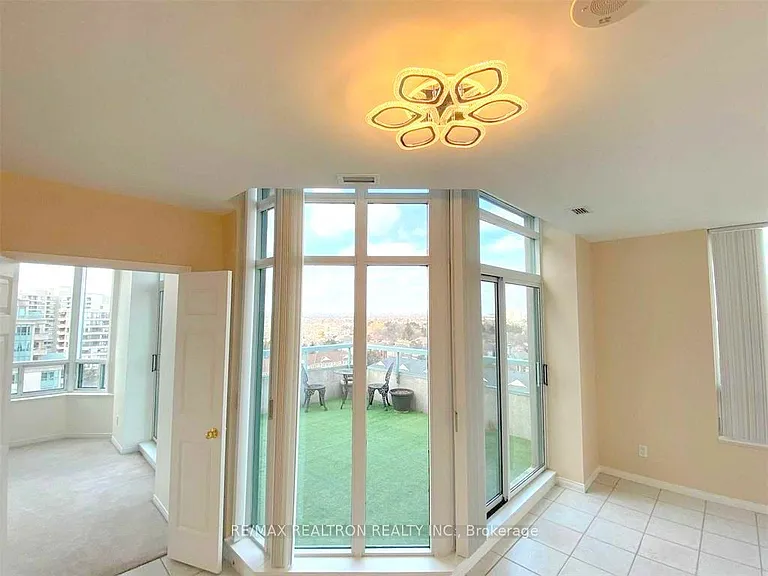 5 Emerald Ln #Penthouse 101 — Photo 20