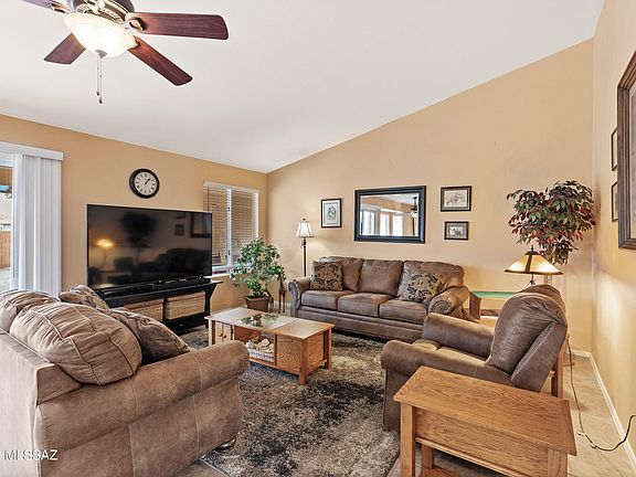 5th image of 37850 S Blackfoot Dr