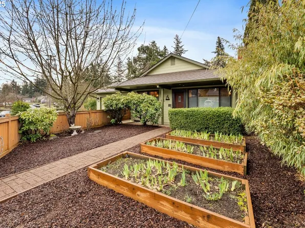 8634 NE Broadway, Portland, OR 97220