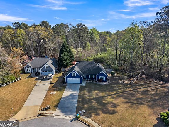 2nd image of 6 Springcrest Trl