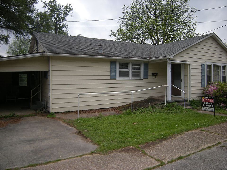 2nd image of 108 E Stanley St