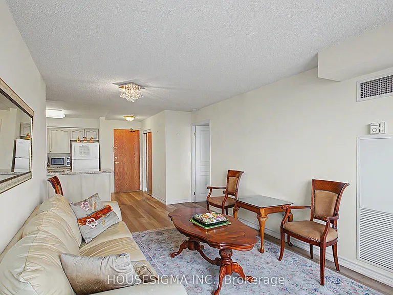 9 Northern Heights Dr #711 — Photo 7