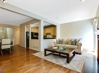 23 Wiley Ct, Morris Plains, NJ 07950