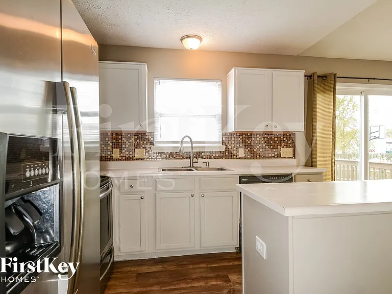 959 Hearthside Dr — Photo 6