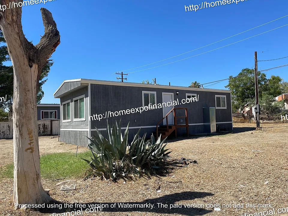 52100 Esperanza Ave